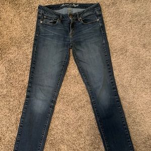 American eagle stretch 8 (fits like a size 4/6)